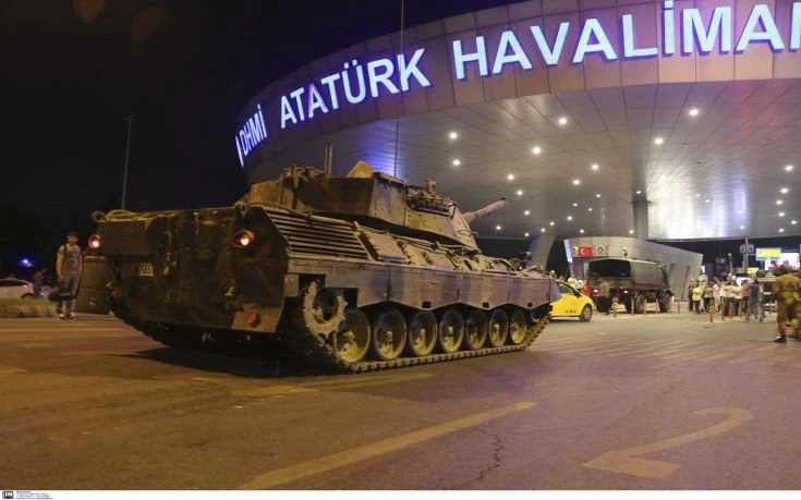 Άσυλο σε τέσσερις Τούρκους στρατιωτικούς από τις γερμανικές αρχές